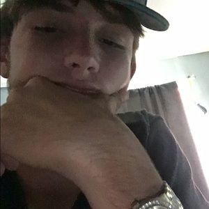 Meet your Posher, Christopher